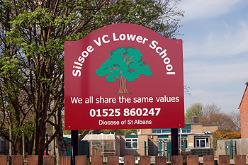 Silsoe VC Lower School sign April 2011